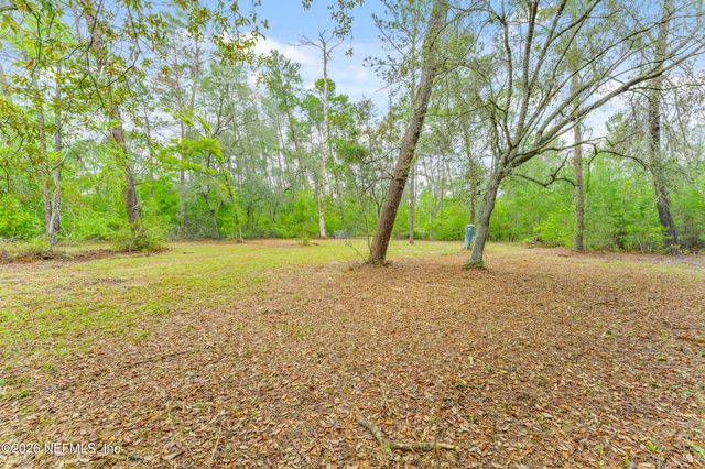 1056 BELLAMY Road, Melrose, FL 32666