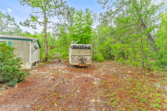 1056 BELLAMY Road, Melrose, FL 32666