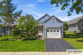 9 Patrick Henry A Court, Monroe, NJ 08831