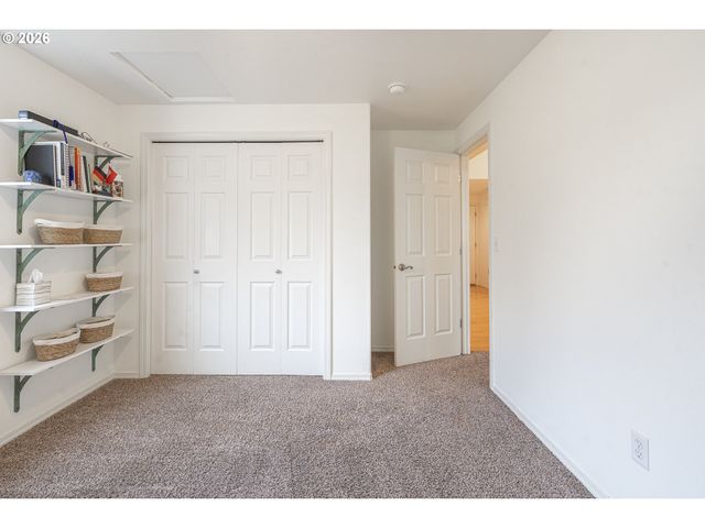 2443 Sw TAYLOR Dr, Mc Minnville, OR 97128