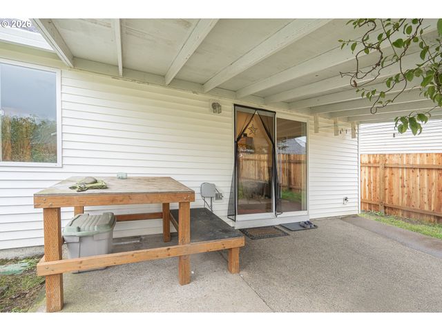 2443 Sw TAYLOR Dr, Mc Minnville, OR 97128