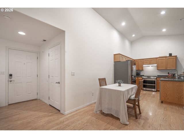 2443 Sw TAYLOR Dr, Mc Minnville, OR 97128