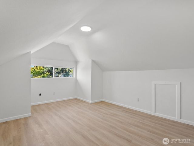 505 Burnett Avenue S, Renton, WA 98057