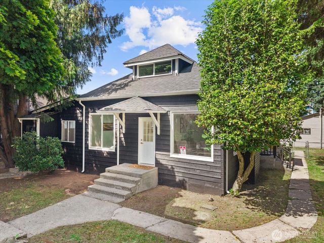 505 Burnett Avenue S, Renton, WA 98057