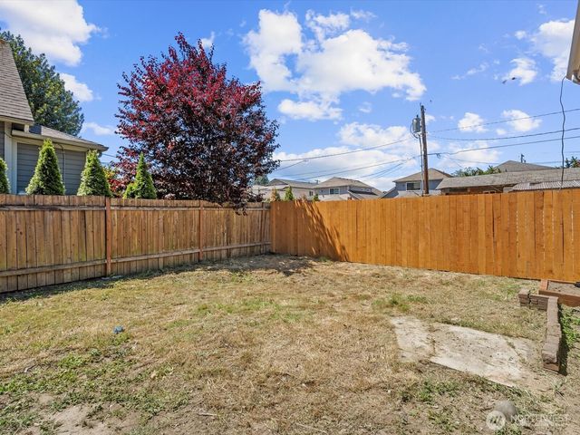505 Burnett Avenue S, Renton, WA 98057