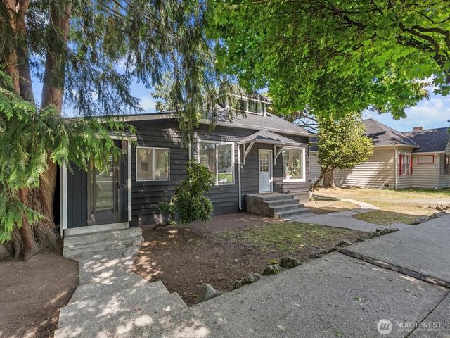 505 Burnett Avenue S, Renton, WA 98057