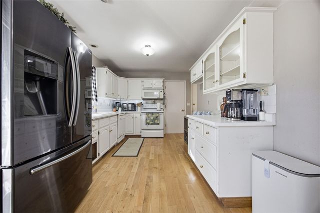 1885 28th Avenue, Marion, IA 52302