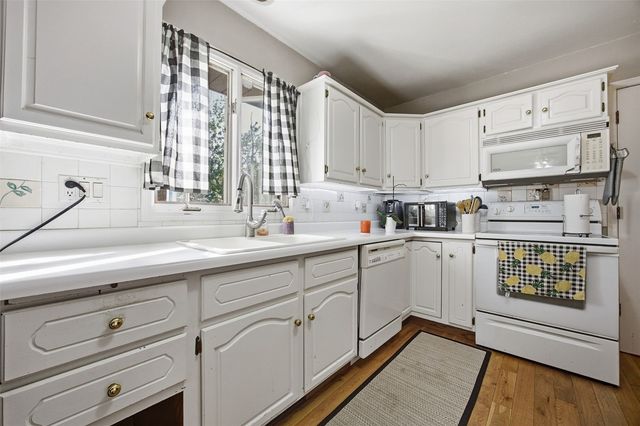 1885 28th Avenue, Marion, IA 52302