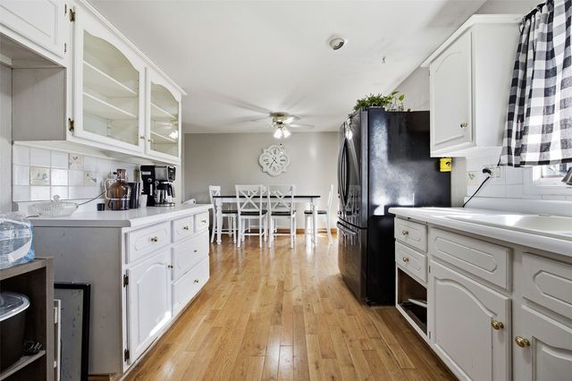 1885 28th Avenue, Marion, IA 52302