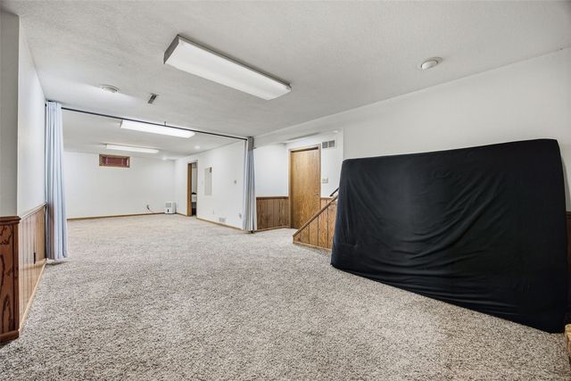 1885 28th Avenue, Marion, IA 52302