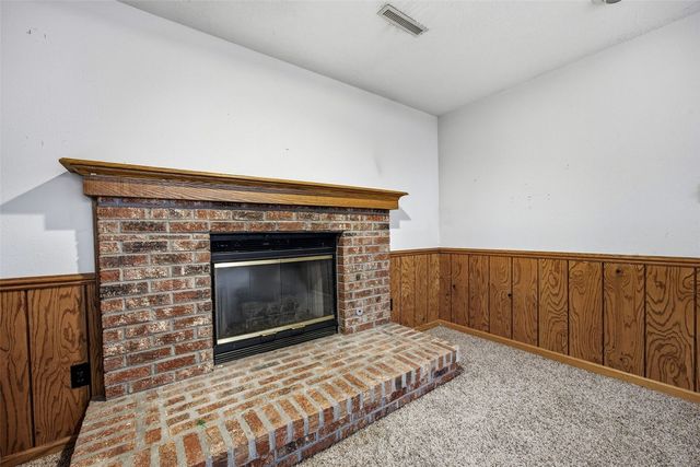 1885 28th Avenue, Marion, IA 52302