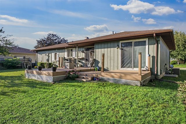 1885 28th Avenue, Marion, IA 52302
