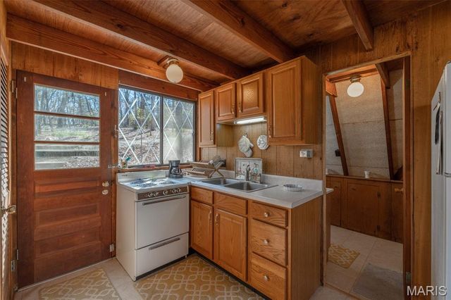 269 Wanderfern Woods Drive, Innsbrook, MO 63390