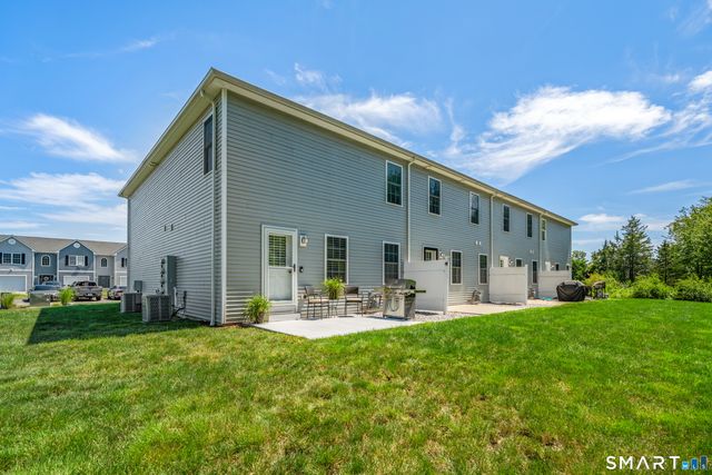 57 Gillette Way 57, Bristol, CT 06010
