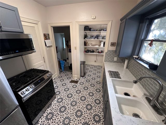 5612 Vickery Boulevard A, Dallas, TX 75206