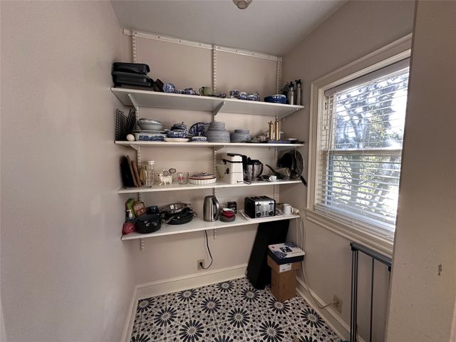 5612 Vickery Boulevard A, Dallas, TX 75206