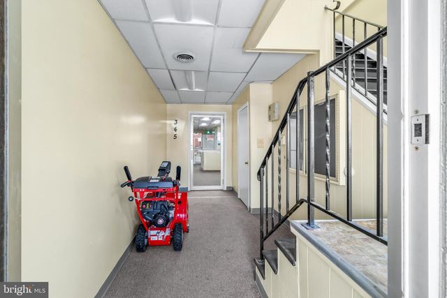 405 STEMMERS RUN RD, Essex, MD 21221