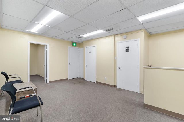 405 STEMMERS RUN RD, Essex, MD 21221