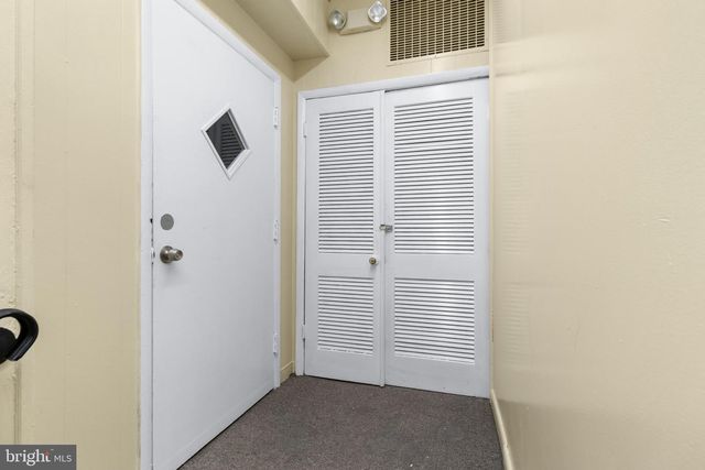 405 STEMMERS RUN RD, Essex, MD 21221