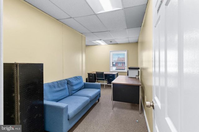 405 STEMMERS RUN RD, Essex, MD 21221