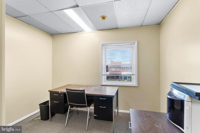 405 STEMMERS RUN RD, Essex, MD 21221