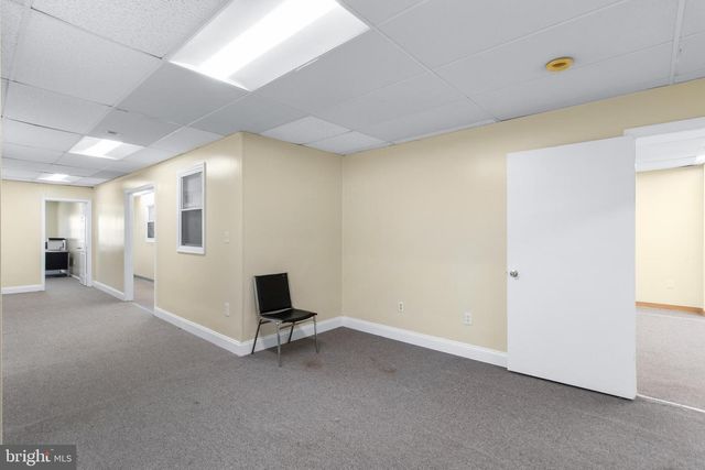 405 STEMMERS RUN RD, Essex, MD 21221
