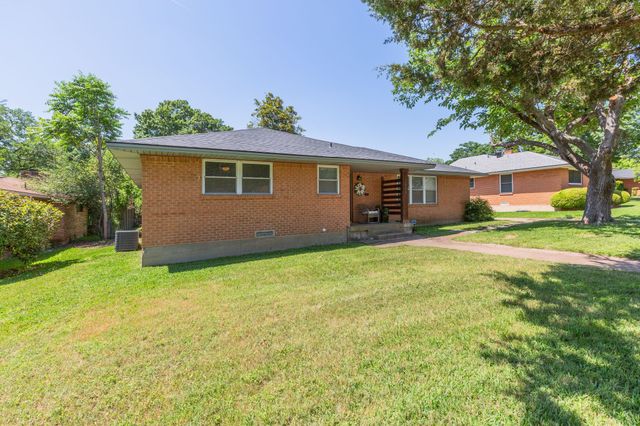 2606 Woodmere Drive, Dallas, TX 75233