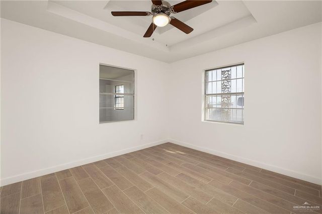 948 S Mike Chapa Avenue, La Villa, TX 78562