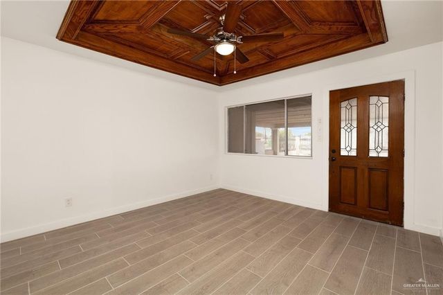 948 S Mike Chapa Avenue, La Villa, TX 78562