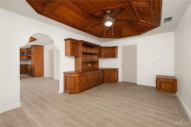 948 S Mike Chapa Avenue, La Villa, TX 78562