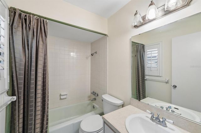 3210 CAMBRIDGE AVENUE, Bradenton, FL 34207