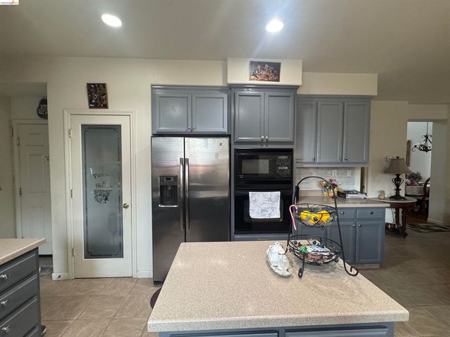 850 Volpaia Ct, Brentwood, CA 94513