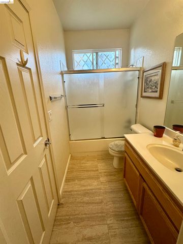 850 Volpaia Ct, Brentwood, CA 94513