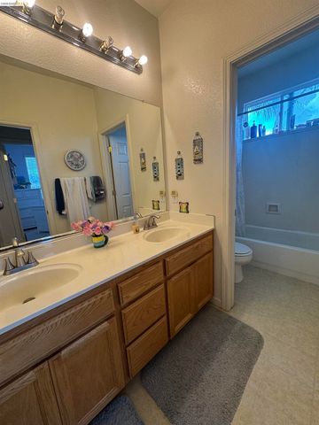 850 Volpaia Ct, Brentwood, CA 94513