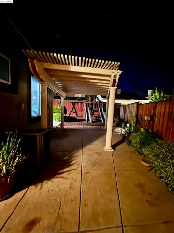 850 Volpaia Ct, Brentwood, CA 94513