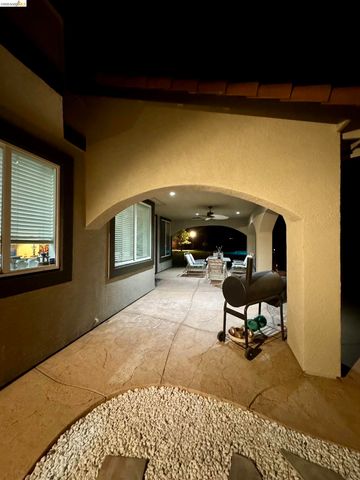 850 Volpaia Ct, Brentwood, CA 94513