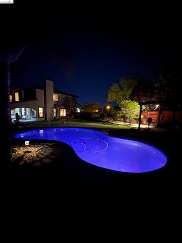 850 Volpaia Ct, Brentwood, CA 94513