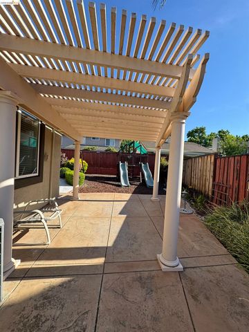 850 Volpaia Ct, Brentwood, CA 94513