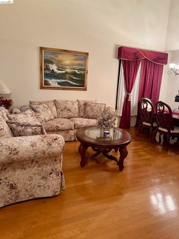 850 Volpaia Ct, Brentwood, CA 94513