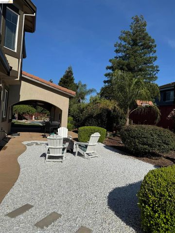 850 Volpaia Ct, Brentwood, CA 94513