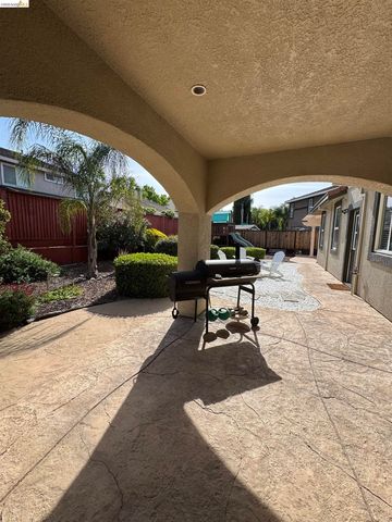 850 Volpaia Ct, Brentwood, CA 94513
