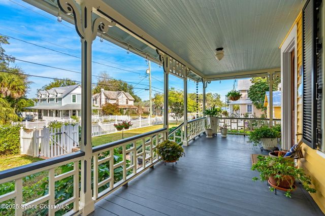 27 Barton Avenue, Rockledge, FL 32955