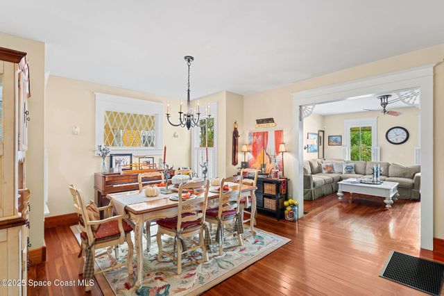 27 Barton Avenue, Rockledge, FL 32955