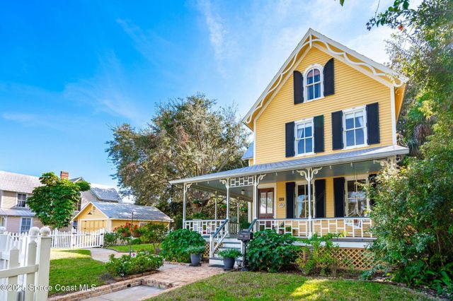 27 Barton Avenue, Rockledge, FL 32955