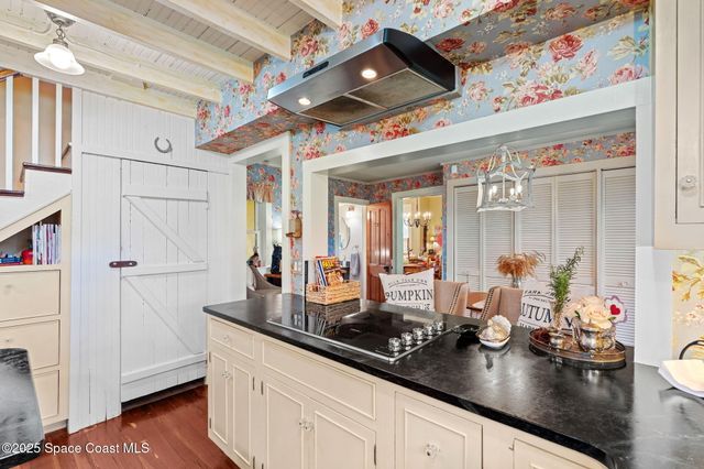 27 Barton Avenue, Rockledge, FL 32955