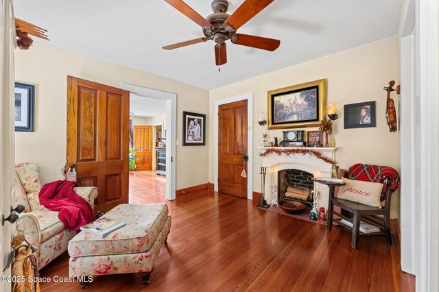 27 Barton Avenue, Rockledge, FL 32955