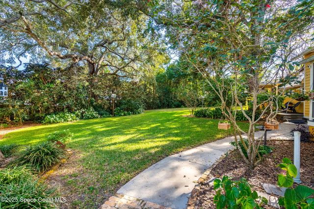 27 Barton Avenue, Rockledge, FL 32955