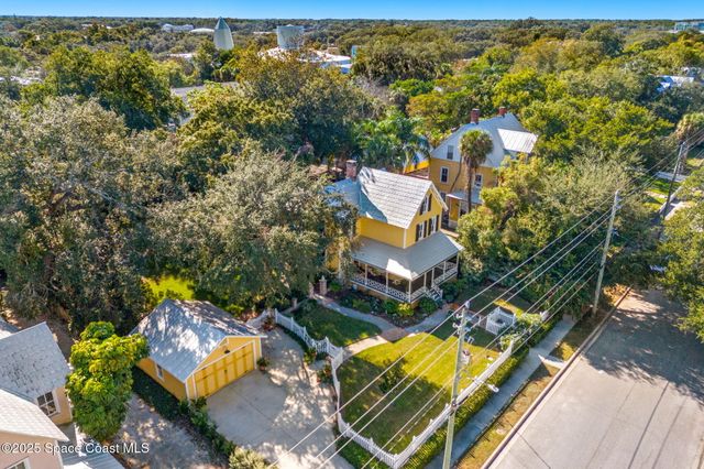 27 Barton Avenue, Rockledge, FL 32955