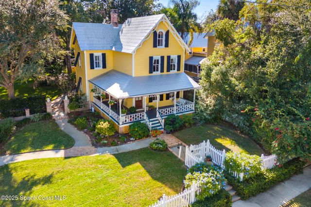 27 Barton Avenue, Rockledge, FL 32955