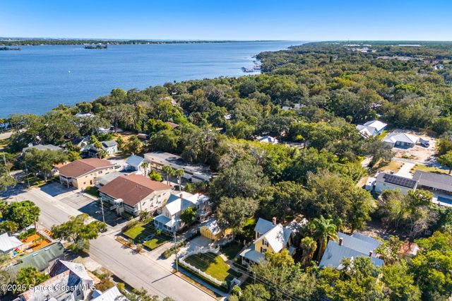 27 Barton Avenue, Rockledge, FL 32955